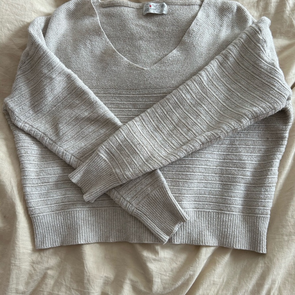 Cropped Cream Grey Sweater